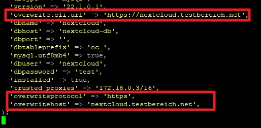 PHP-Konfigurationsdatei mit drei Einträgen: overwrite_uri, overwriteprotocol, overwritehost.