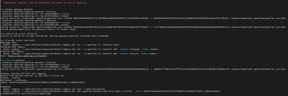 Screenshot eines Terminalfensters mit vielen Codezeilen und Befehlen auf schwarzem Hintergrund.
