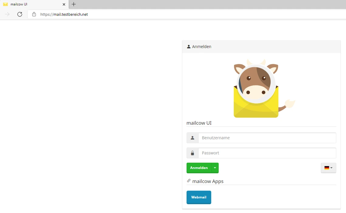 Login-Seite von Mailcow UI mit Kuh-Illustration auf gelbem Umschlag und Formularfeldern.