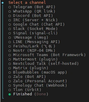 Terminal: Liste von Chat-Kanälen zur Auswahl (Telegram, WhatsApp, IRC, Google Chat, Slack, Signal, iMessage, LINE, Finished).