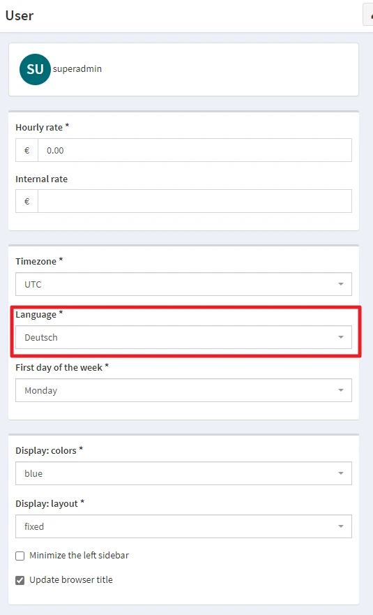 Screenshot eines Admin-Panels mit Avatar SU, Felder: Sprache Deutsch, Zeitzone UTC, Layout fest, Farben blau.