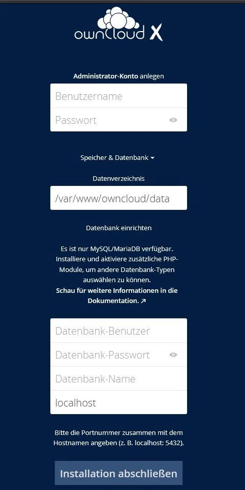 ownCloud X Login-Bildschirm auf dunkelblauem Hintergrund mit Feldern für Benutzername, Passwort und Datenbank-Verbindung.